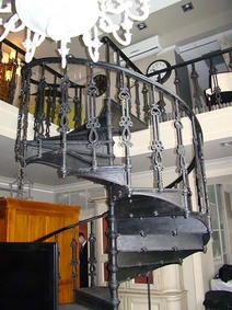 Винтовая лестница "Кутузовская"